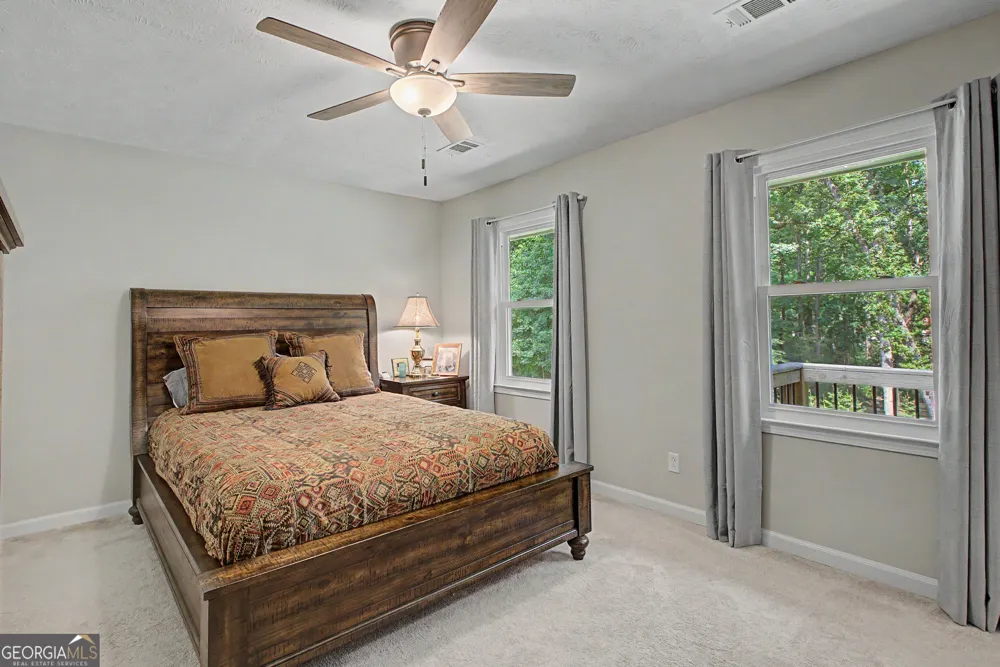 27 Lynhaven DR Newnan, GA 30263
