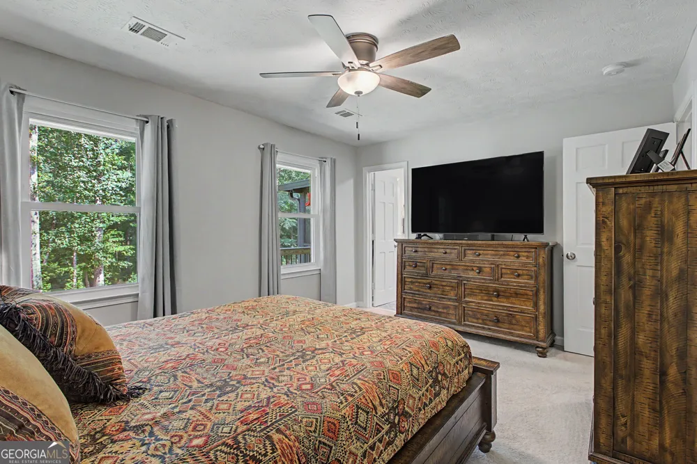 27 Lynhaven DR Newnan, GA 30263