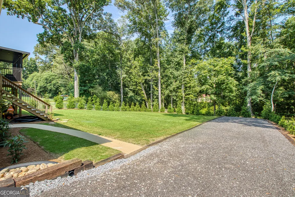27 Lynhaven DR Newnan, GA 30263