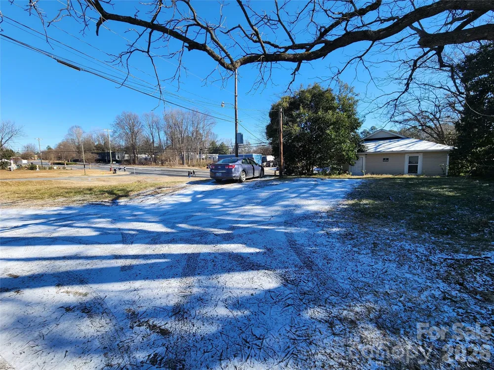 3431 Statesville Avenue Charlotte, NC 28206