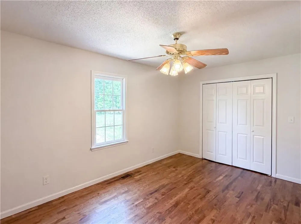 38 Paradise Hogan Road Lexington, GA 30648