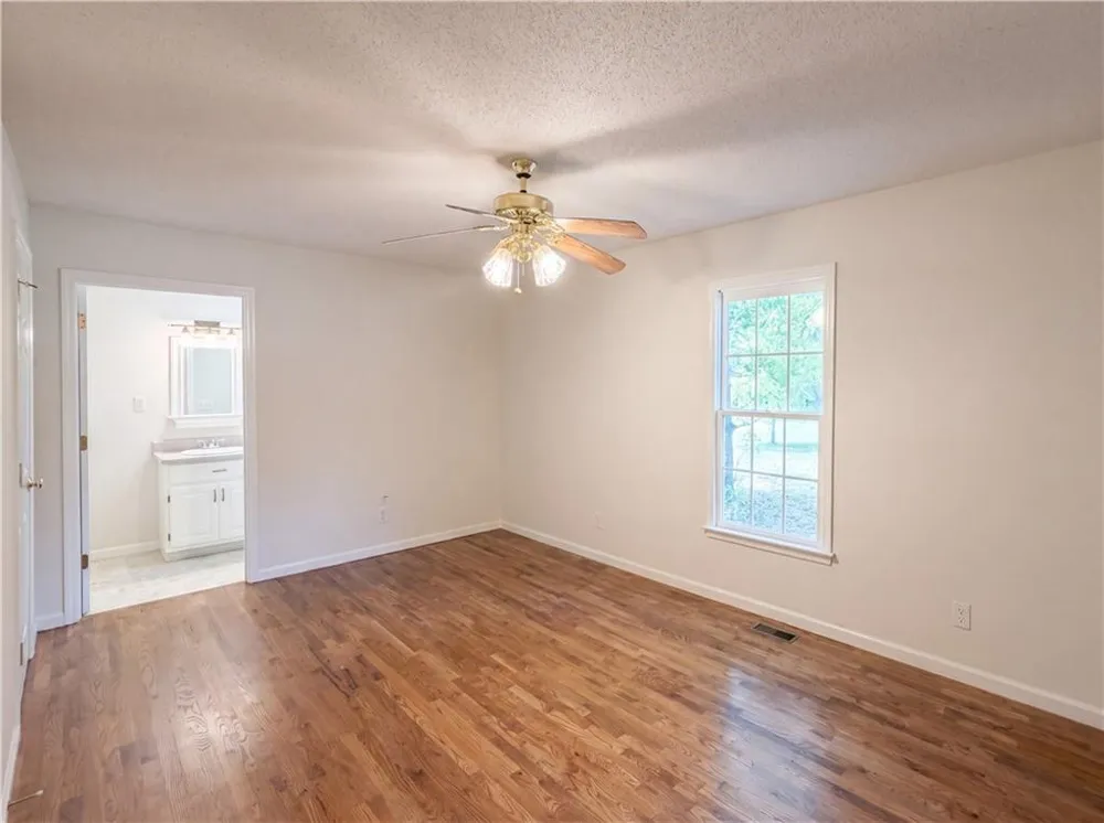 38 Paradise Hogan Road Lexington, GA 30648