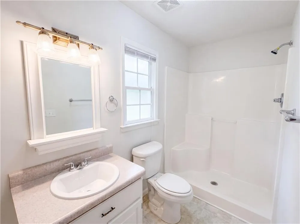 38 Paradise Hogan Road Lexington, GA 30648