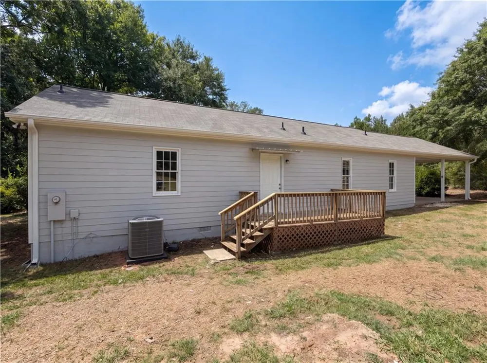 38 Paradise Hogan Road Lexington, GA 30648