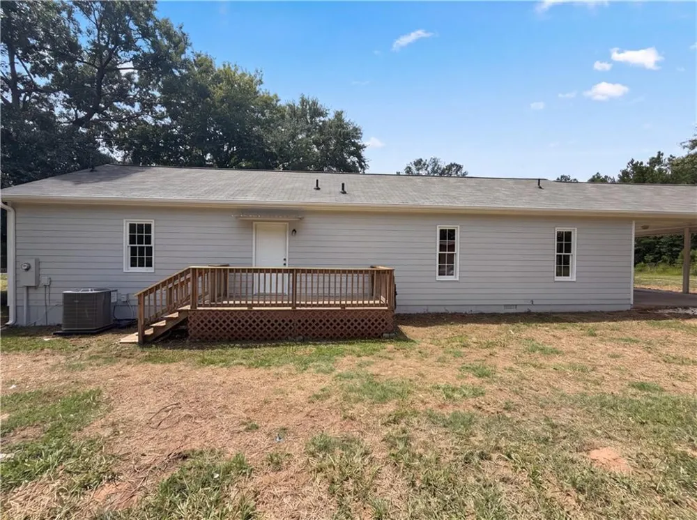 38 Paradise Hogan Road Lexington, GA 30648