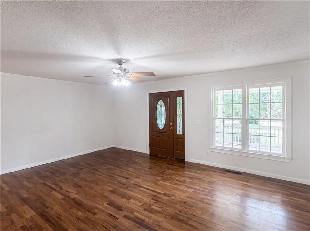 38 Paradise Hogan Road Lexington, GA 30648