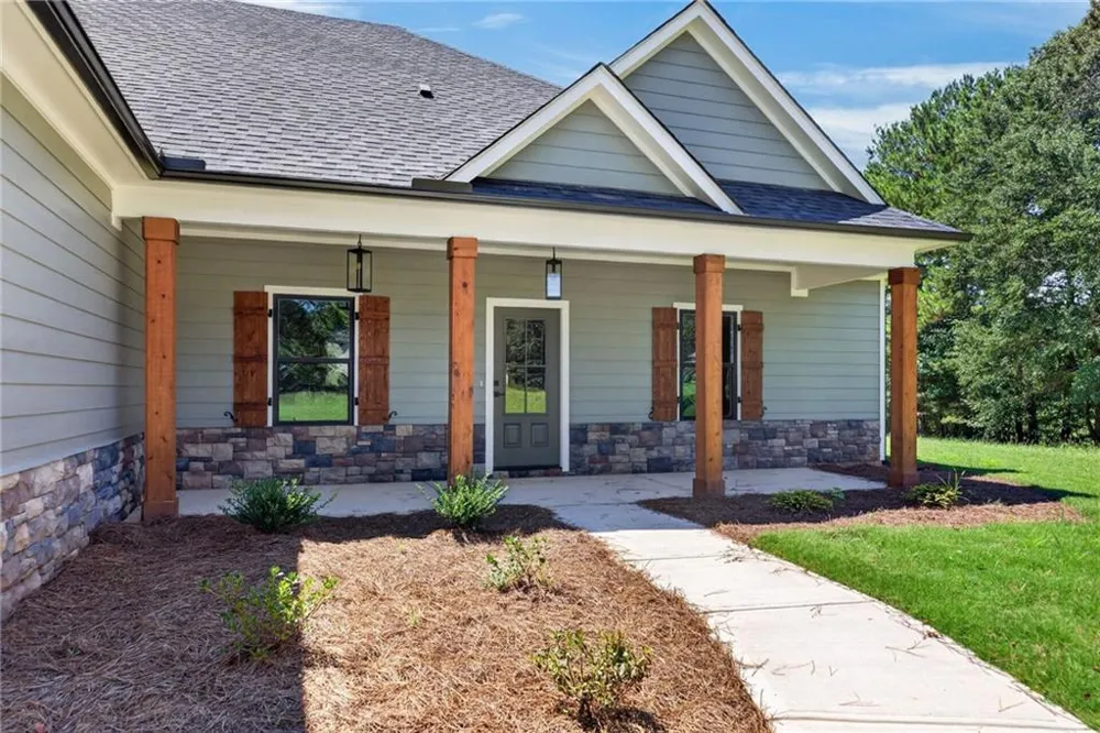 1960 North Highway 100 Waco, GA 30182