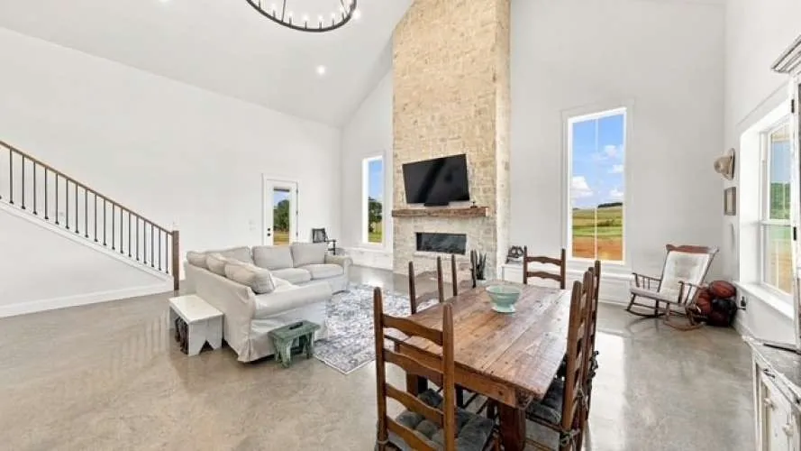 1014 Adell Road Weatherford, TX 76088
