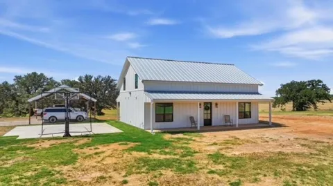 1014 Adell Road