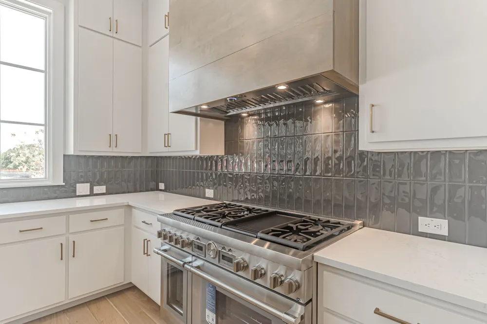 2724 Hogan Hill Lane Fort Worth, TX 76109