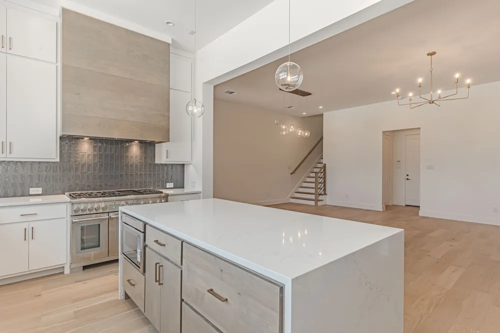 2724 Hogan Hill Lane Fort Worth, TX 76109