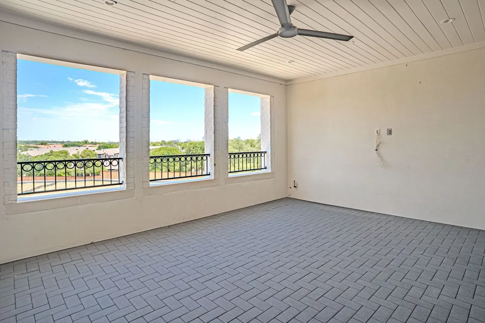 2724 Hogan Hill Lane Fort Worth, TX 76109