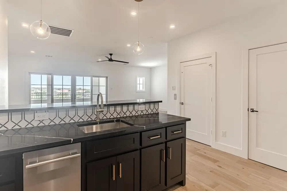 2724 Hogan Hill Lane Fort Worth, TX 76109