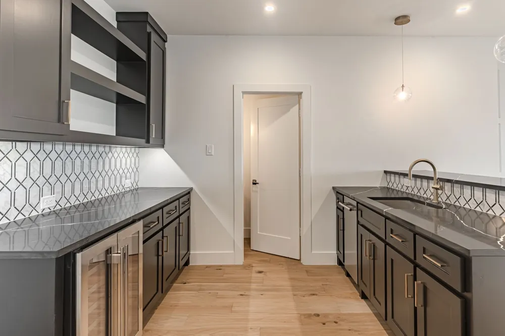 2724 Hogan Hill Lane Fort Worth, TX 76109