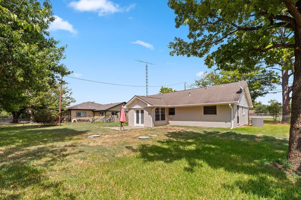 4006 State HWY 34 S Greenville, TX 75402