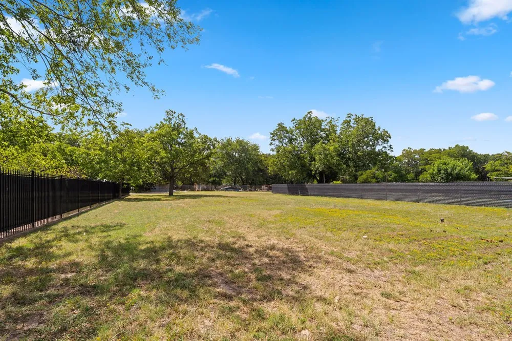 4006 State HWY 34 S Greenville, TX 75402