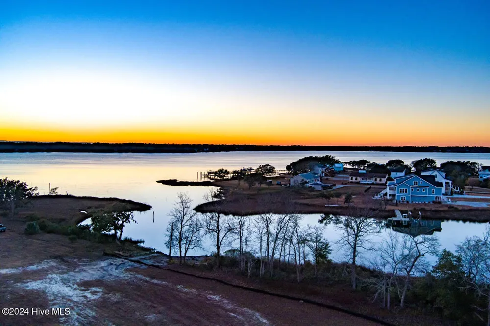 246 Amphitheater Drive Swansboro, NC 28584