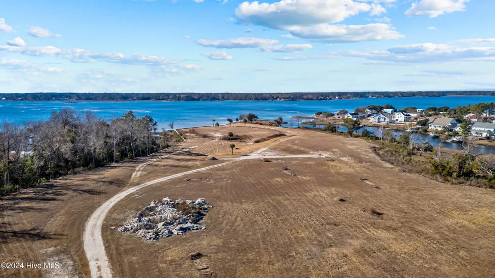 246 Amphitheater Drive Swansboro, NC 28584