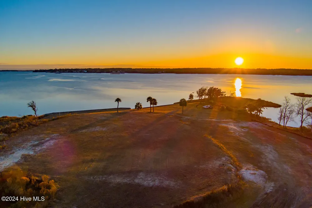246 Amphitheater Drive Swansboro, NC 28584