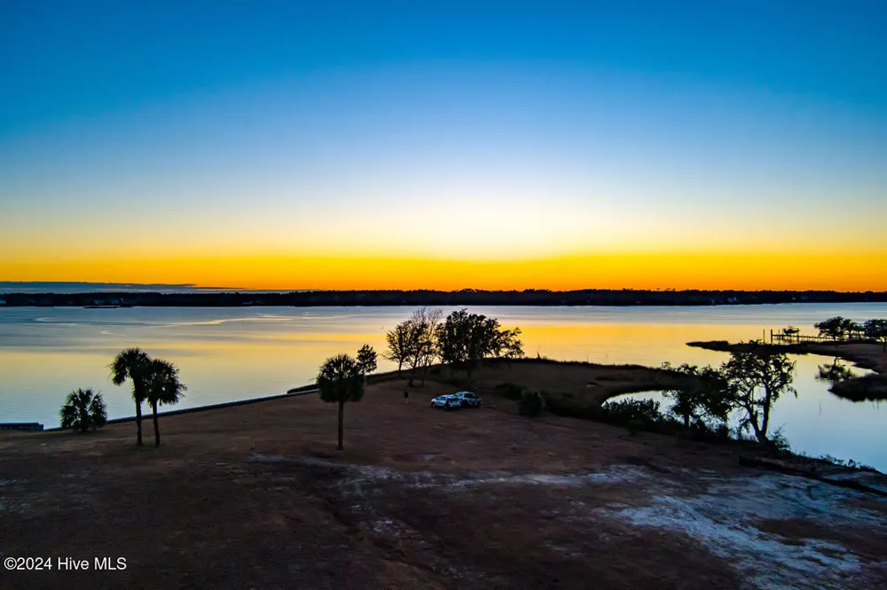 246 Amphitheater Drive Swansboro, NC 28584