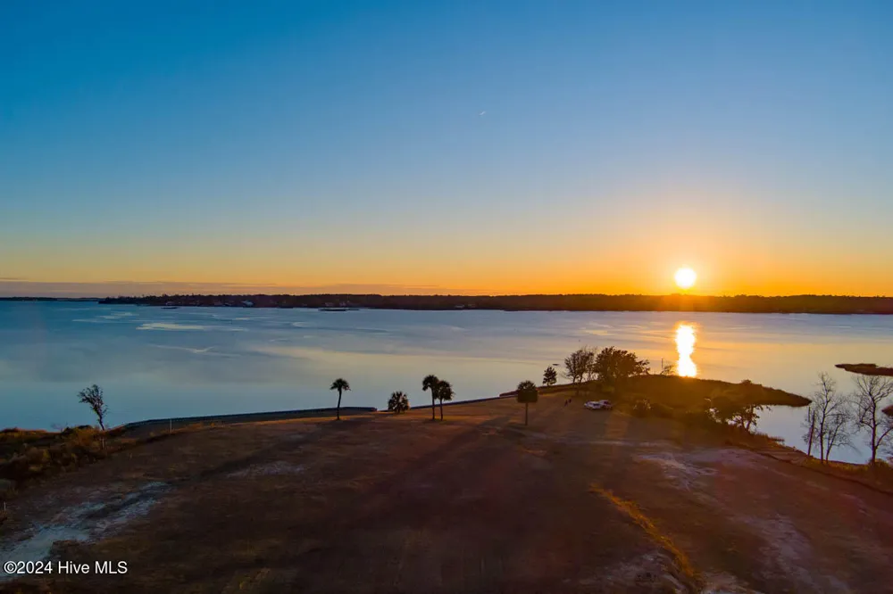 246 Amphitheater Drive Swansboro, NC 28584