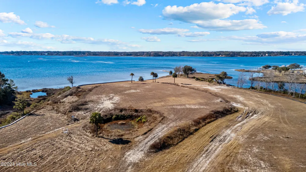 246 Amphitheater Drive Swansboro, NC 28584