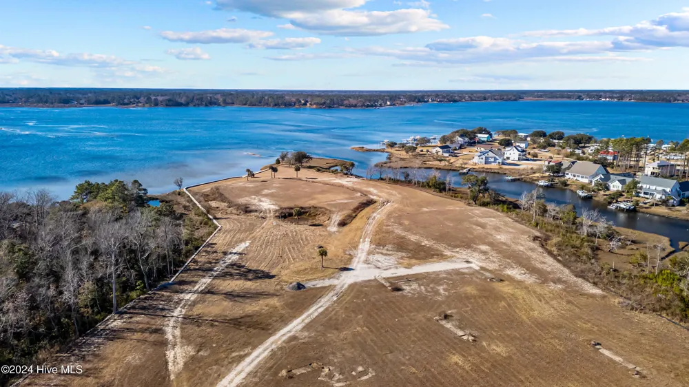 246 Amphitheater Drive Swansboro, NC 28584