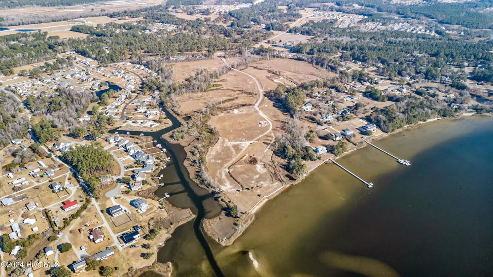 246 Amphitheater Drive Swansboro, NC 28584