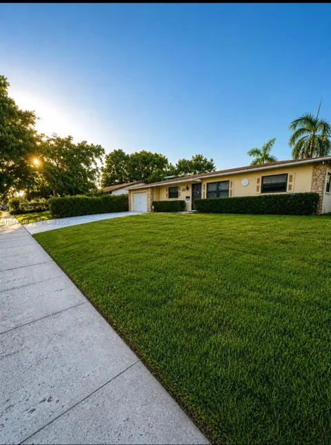 539 Sabal Palm Dr