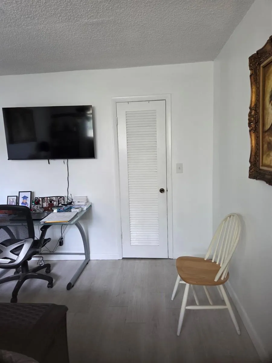 3070 NW 48TH TERRACE #415 Lauderdale Lakes, FL 33313