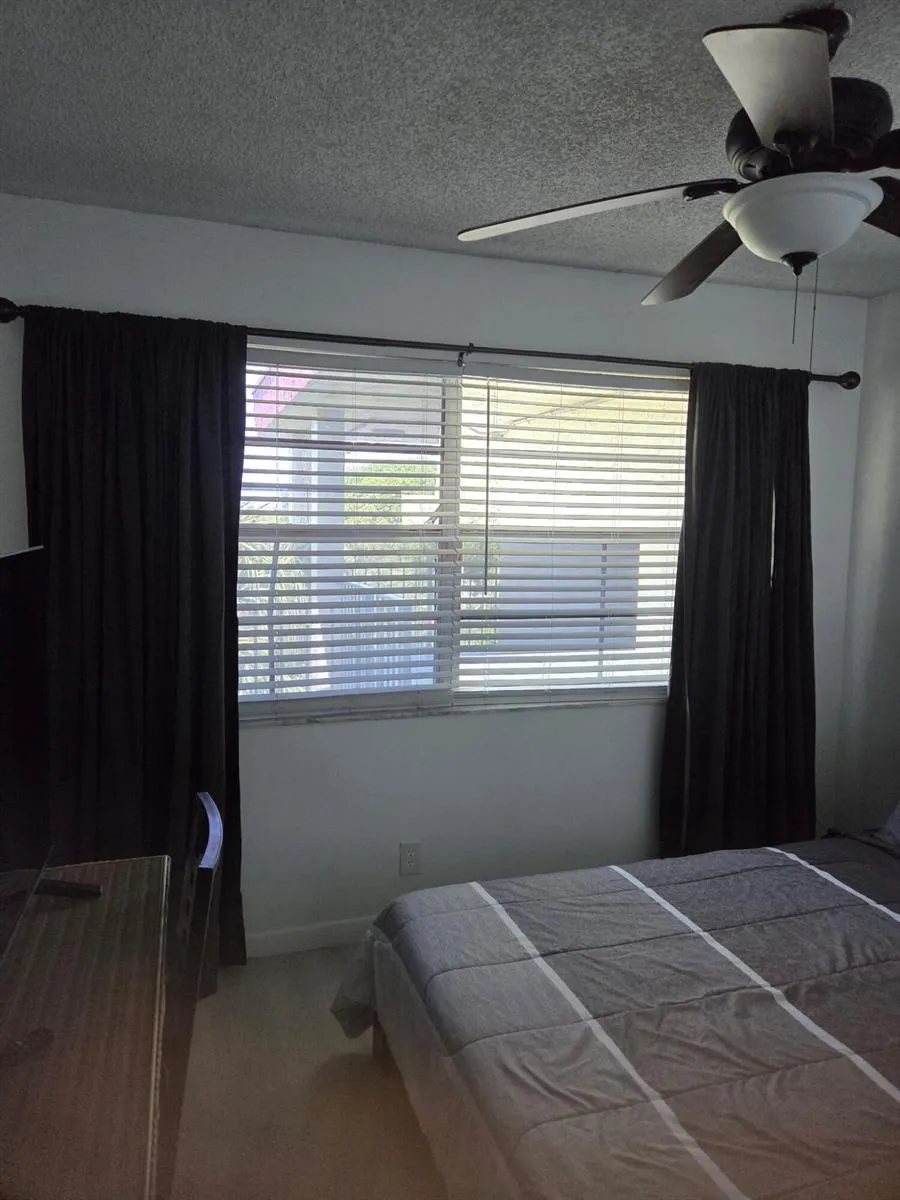 3070 NW 48TH TERRACE #415 Lauderdale Lakes, FL 33313