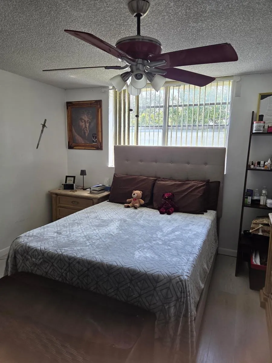 3070 NW 48TH TERRACE #415 Lauderdale Lakes, FL 33313