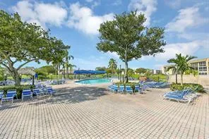 9801 Sunrise Lakes Boulevard #208 Sunrise, FL 33322