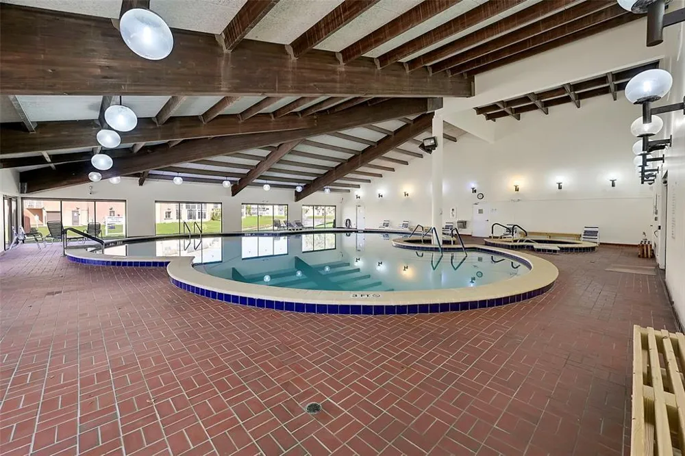 9801 Sunrise Lakes Boulevard #208 Sunrise, FL 33322