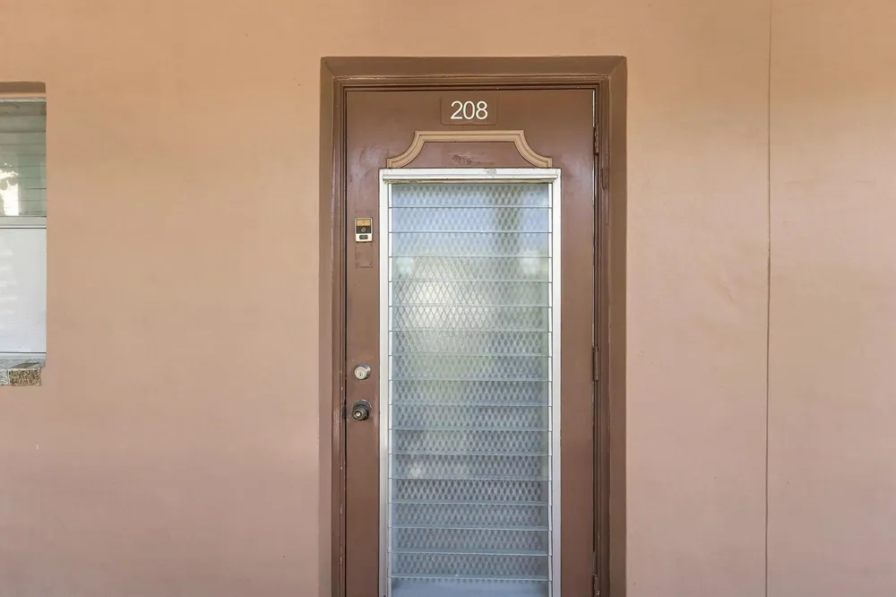 9801 Sunrise Lakes Boulevard #208 Sunrise, FL 33322