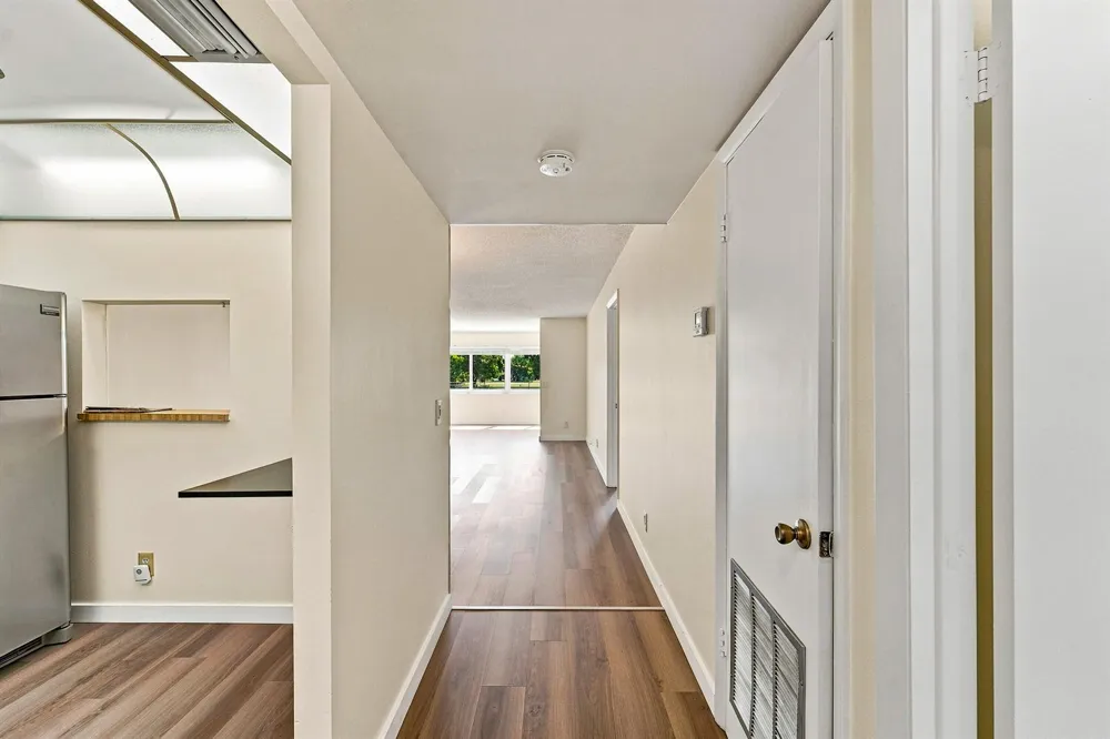 9801 Sunrise Lakes Boulevard #208 Sunrise, FL 33322