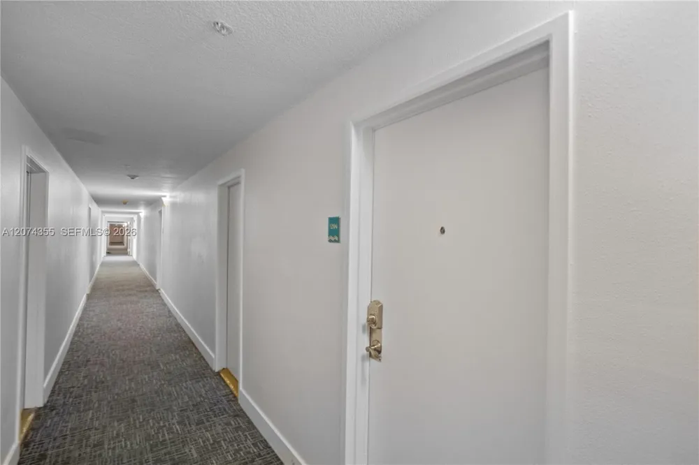 2350 NE 135th St #1204 North Miami, FL 33181