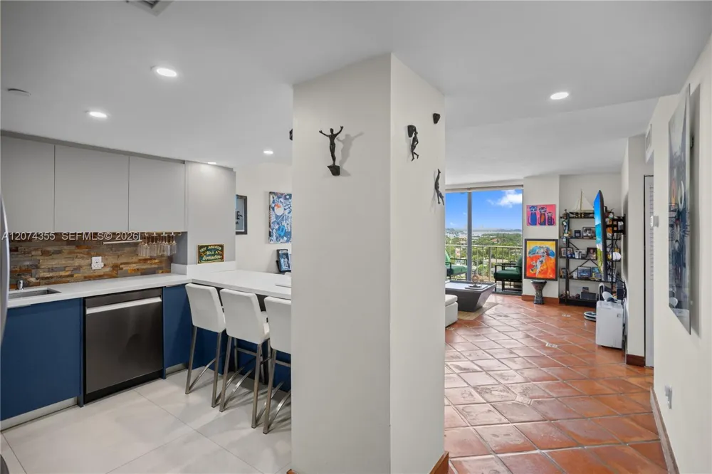 2350 NE 135th St #1204 North Miami, FL 33181