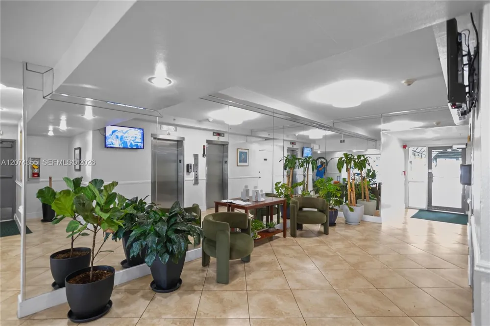 2350 NE 135th St #1204 North Miami, FL 33181