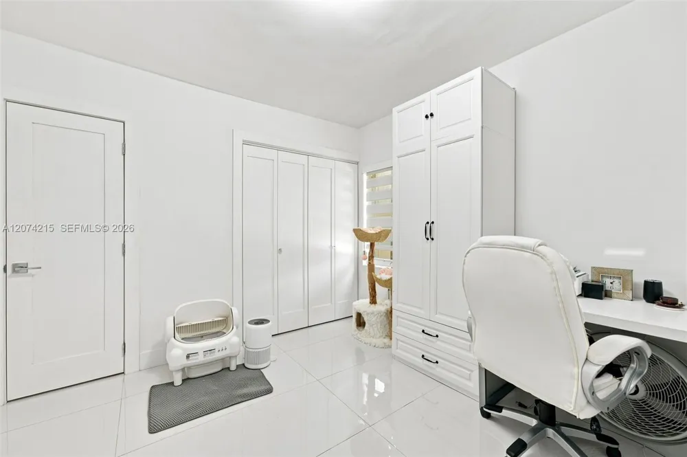 367 NE 86th St El Portal, FL 33138