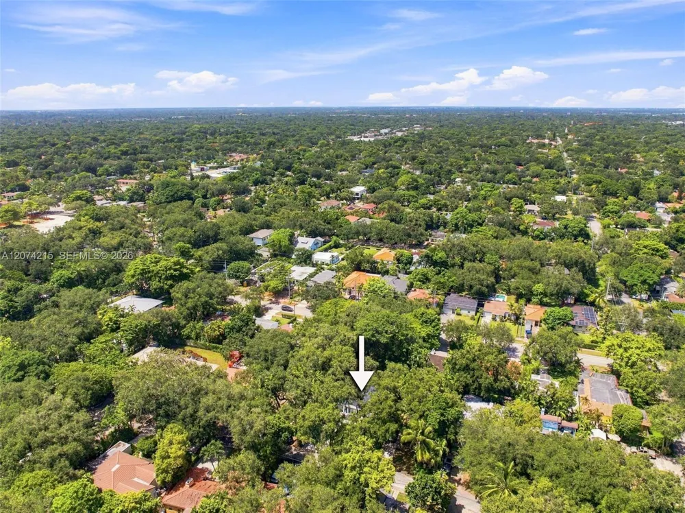367 NE 86th St El Portal, FL 33138