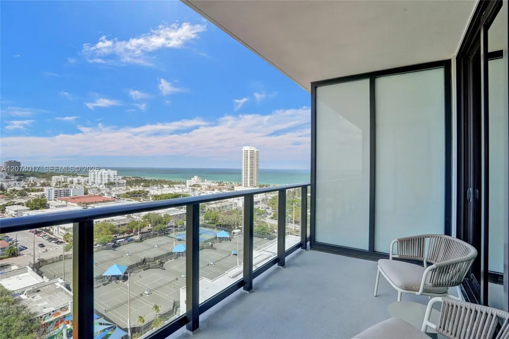 580 72nd St #905 Miami Beach, FL 33141