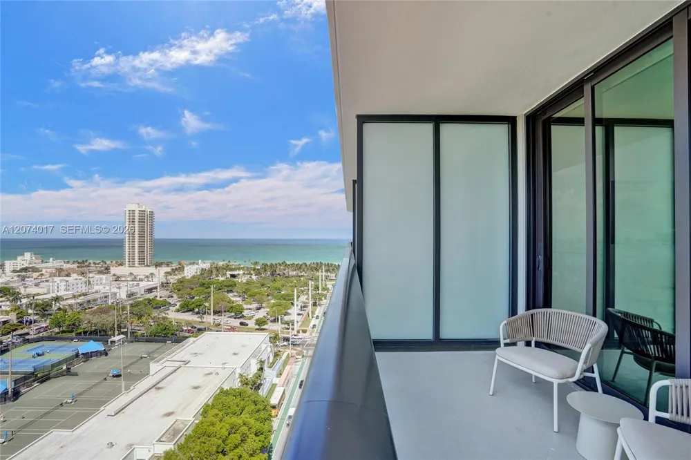 580 72nd St #905 Miami Beach, FL 33141
