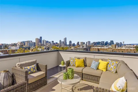 1319 E Denny Way