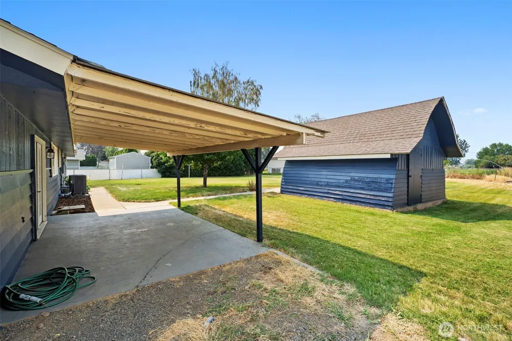 70 Sherry Avenue Naches, WA 98937