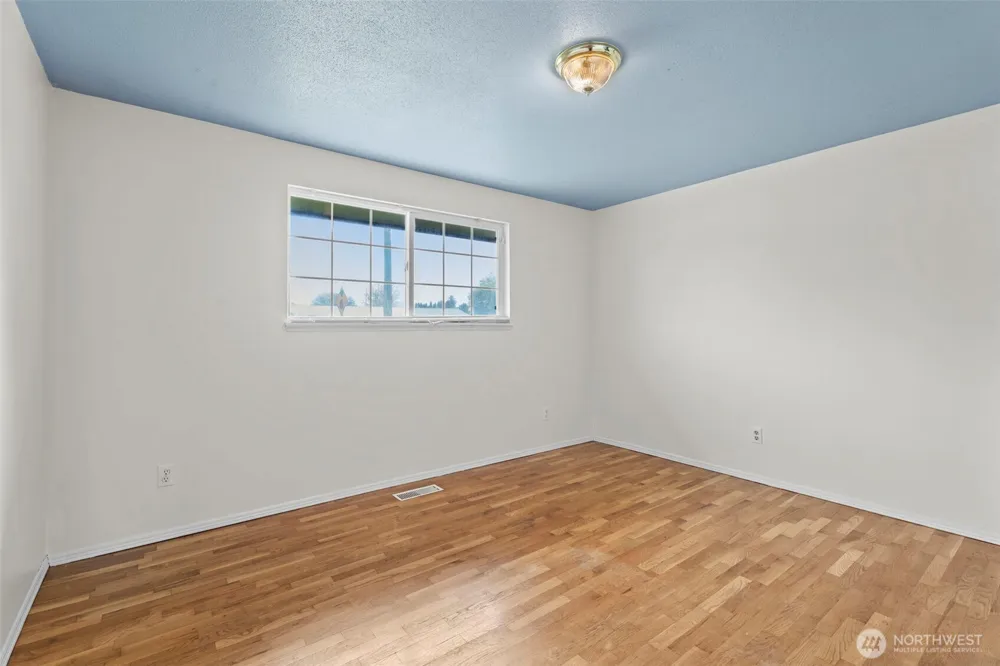 70 Sherry Avenue Naches, WA 98937