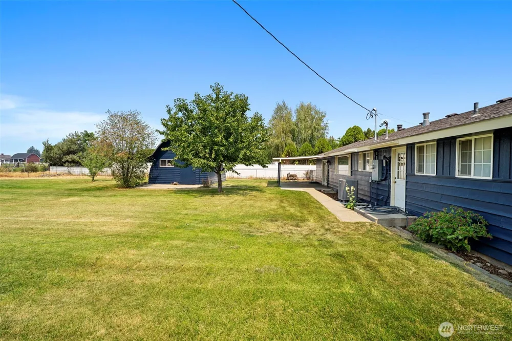70 Sherry Avenue Naches, WA 98937