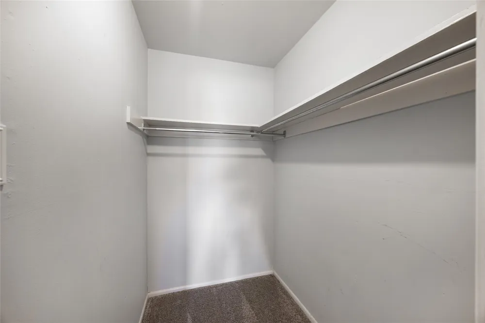 108 Harbor Drive #204 Runaway Bay, TX 76426