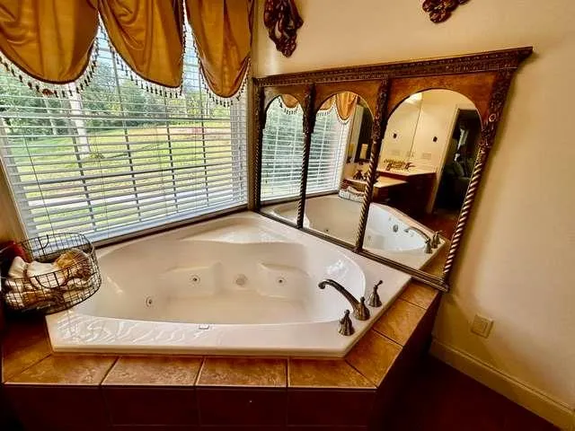 7643 Highway 145 Carnesville, GA 30521