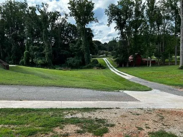 7643 Highway 145 Carnesville, GA 30521